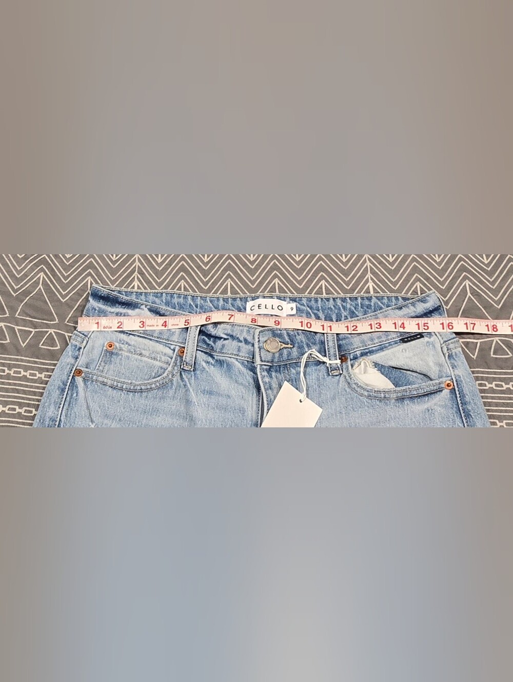 Cello High Waisted Flare Style Jeans Size 9 - Picture 6 of 8